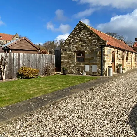בית נופש Apple Farm Holiday Cottages *